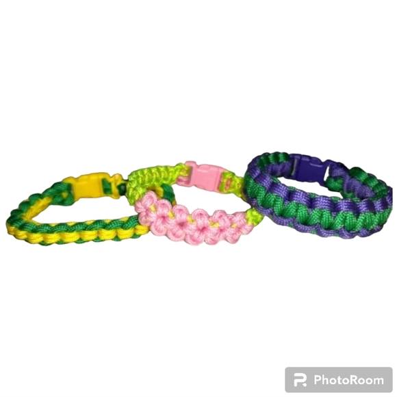 HANDMADE Green, Pink, Yellow, & Purple Reversible Unisex Paracord Bracelets - Picture 1 of 6